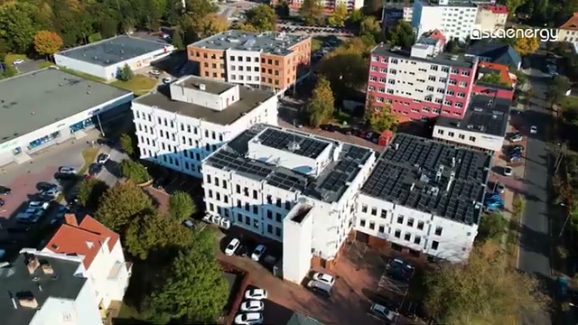 Panorama instalacji fotowoltaicznej ASTA-NET w Pile.